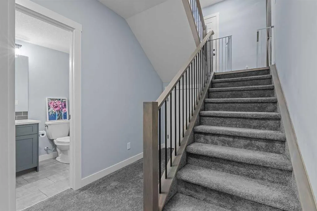 20 Rowley Rise NW