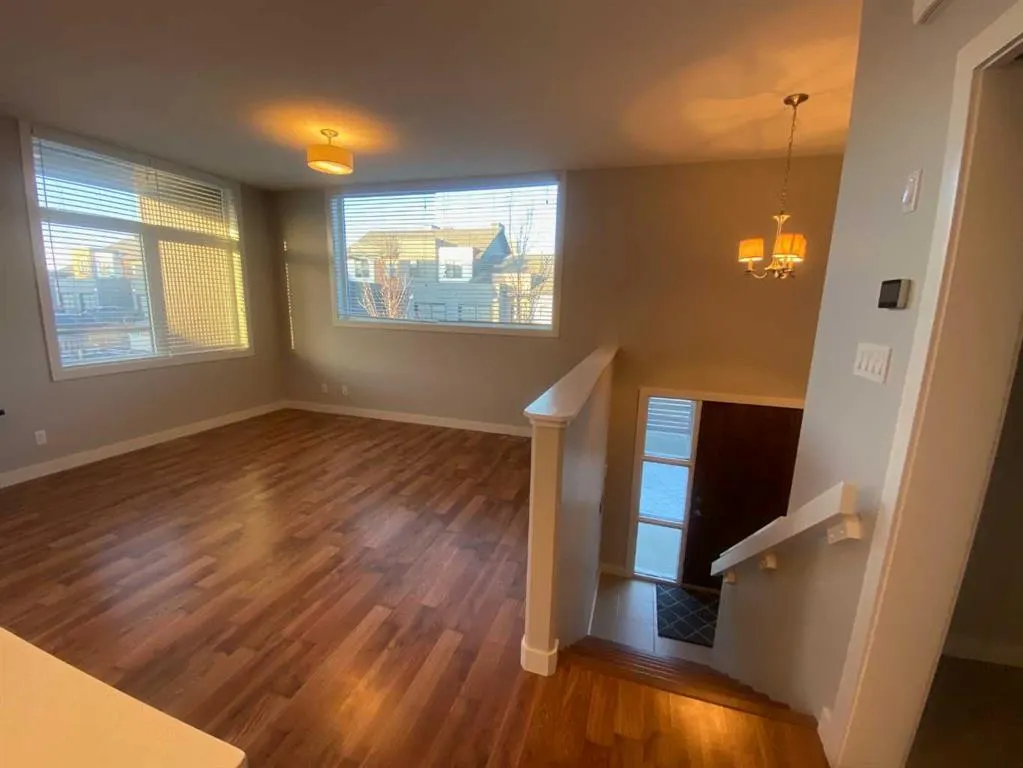35 Aquitania Circle W, #901