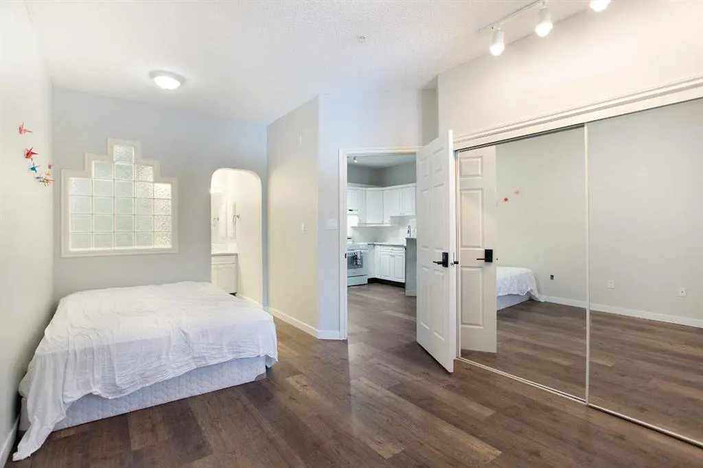 777 3 Avenue SW, #306