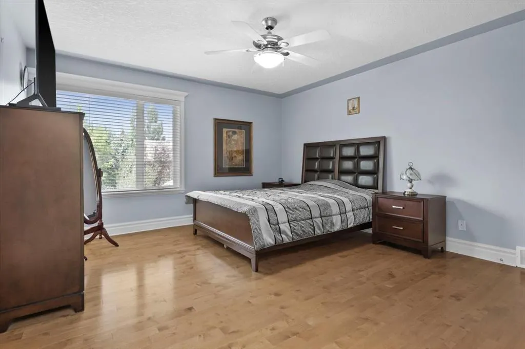 45 Royal Terrace NW