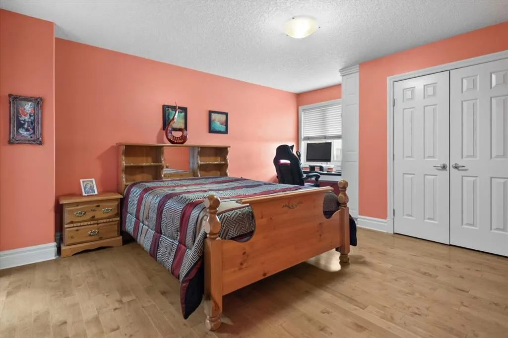 45 Royal Terrace NW