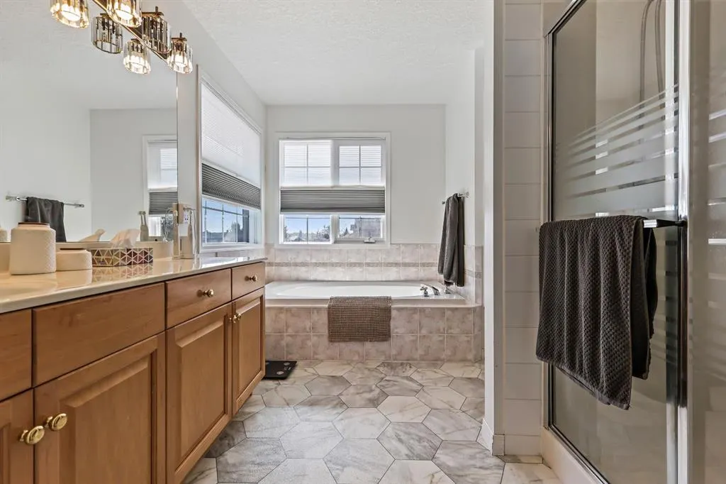 44 Cimarron Crescent