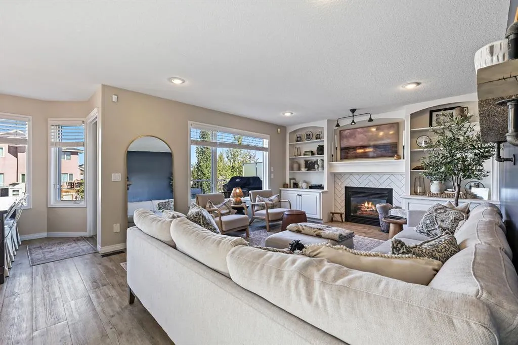 44 Cimarron Crescent