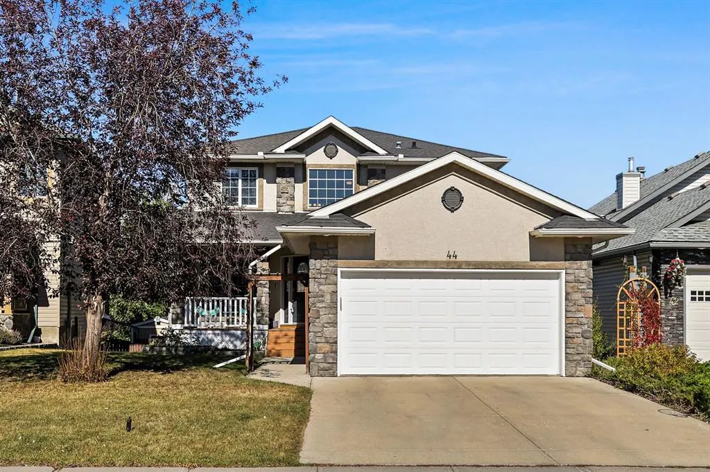 44 Cimarron Crescent