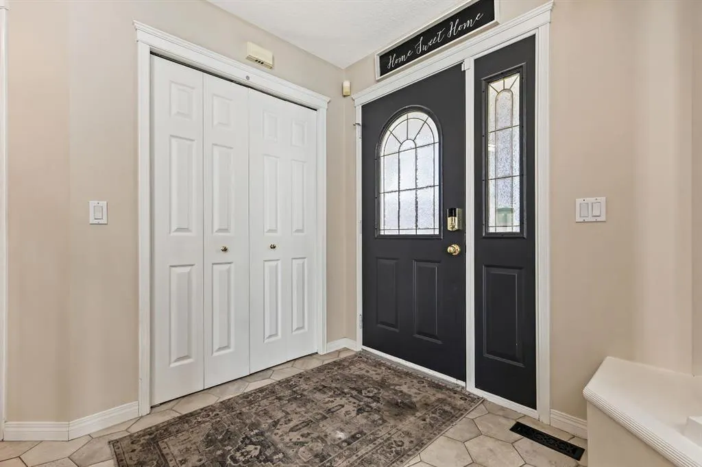 44 Cimarron Crescent