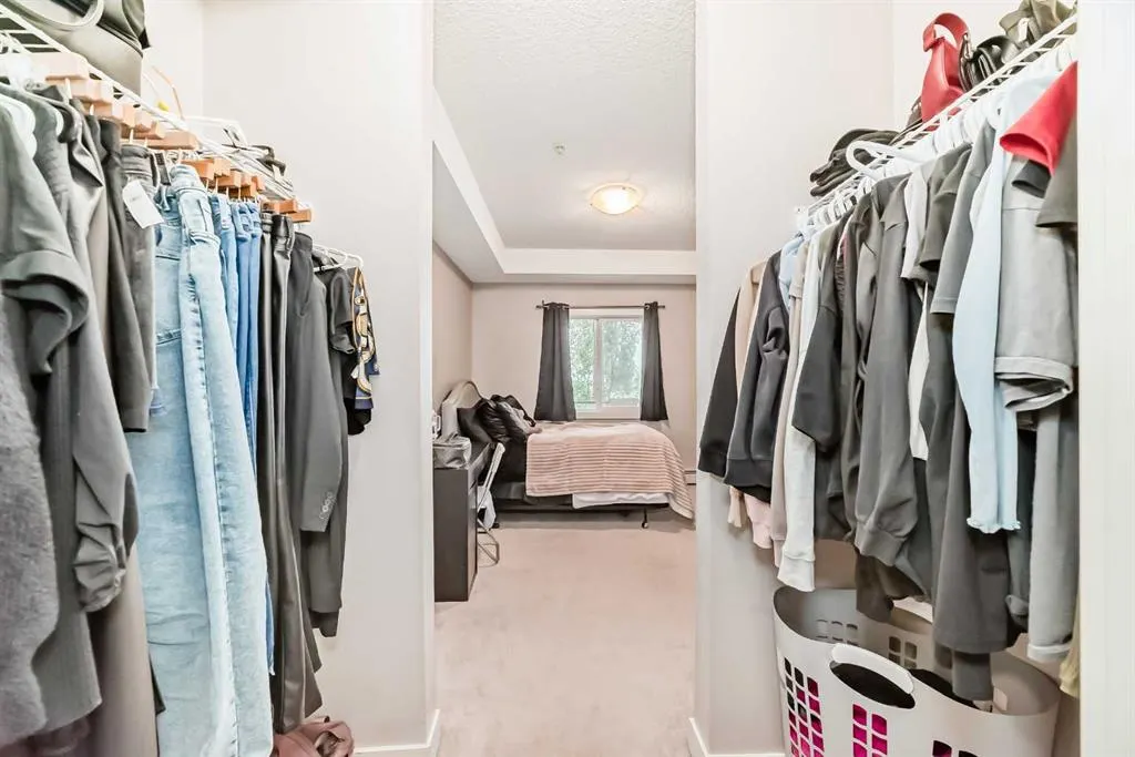 3950 46 Avenue NW, #211