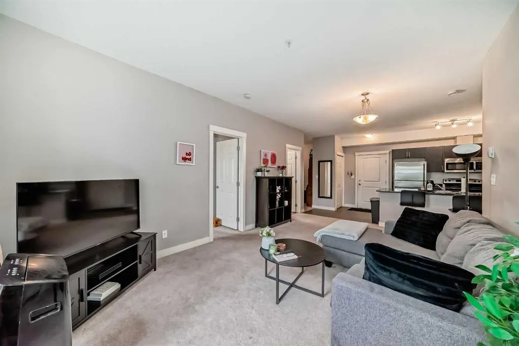3950 46 Avenue NW, #211
