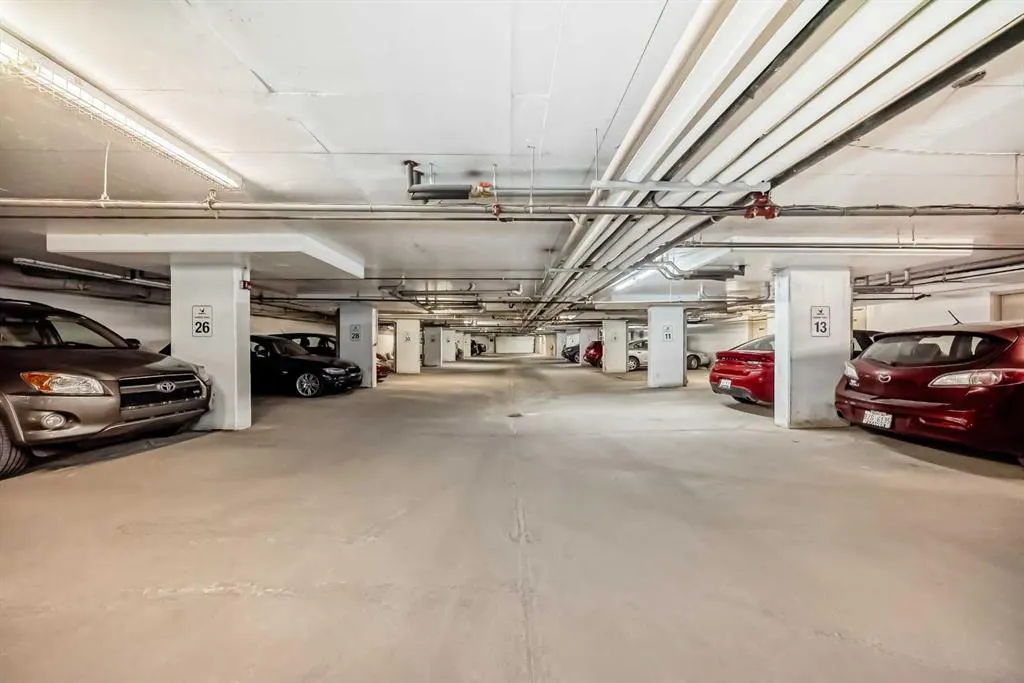 3950 46 Avenue NW, #211