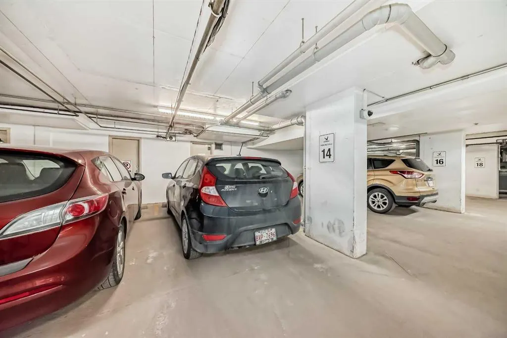 3950 46 Avenue NW, #211