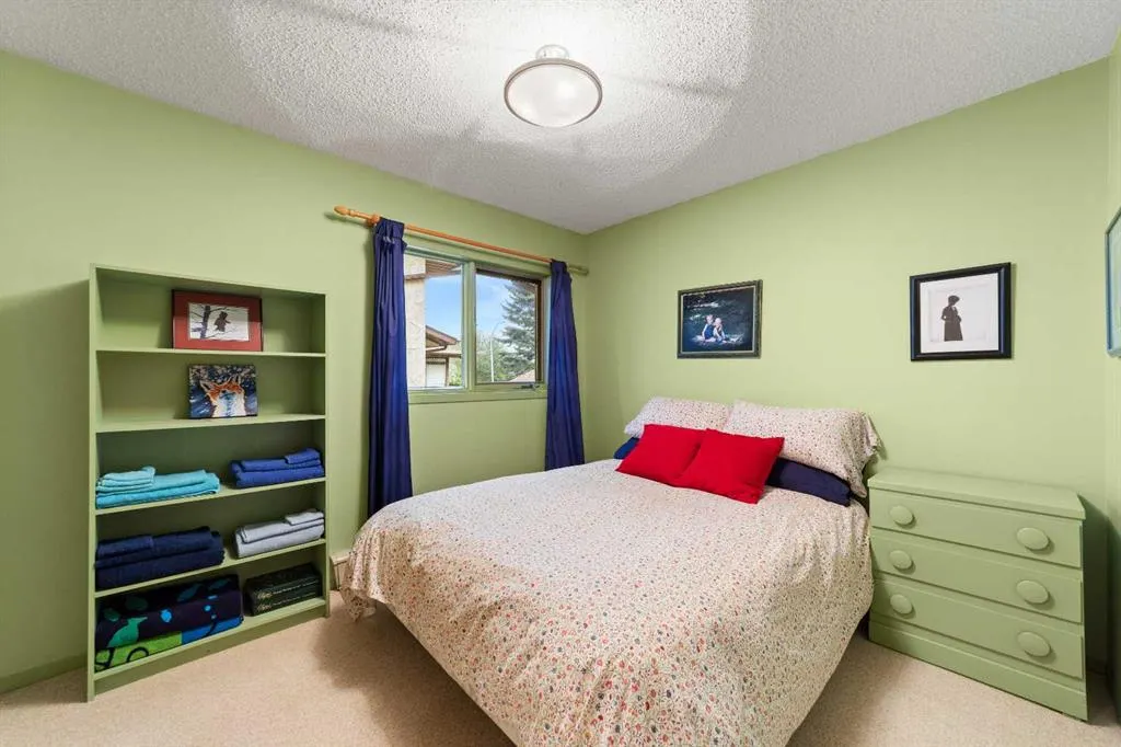 25 Westheights Drive