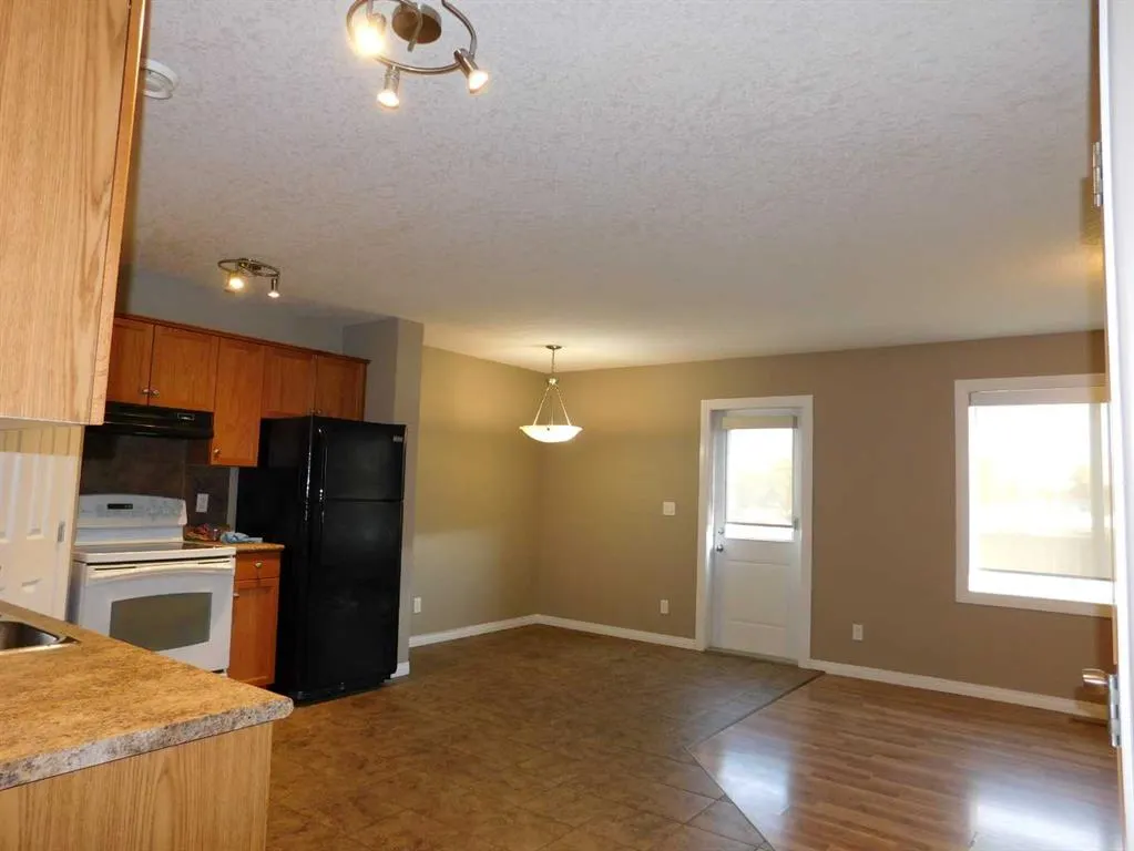 6802 50 Avenue, #7