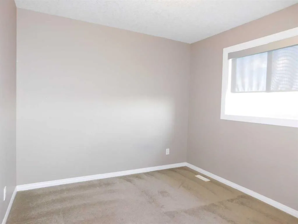 6802 50 Avenue, #7