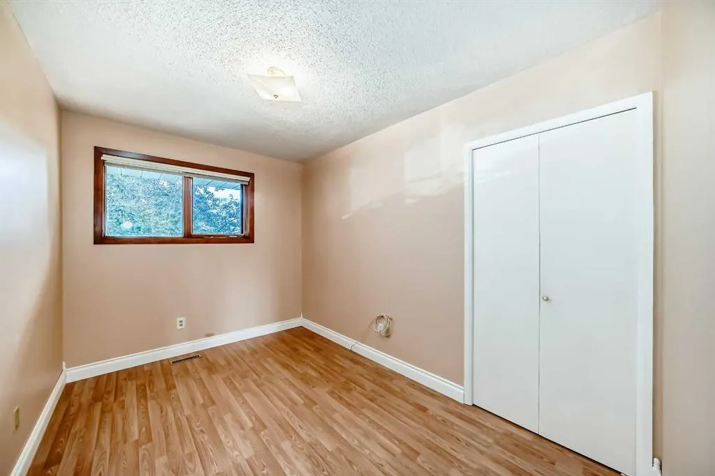 127 Pensville Road SE