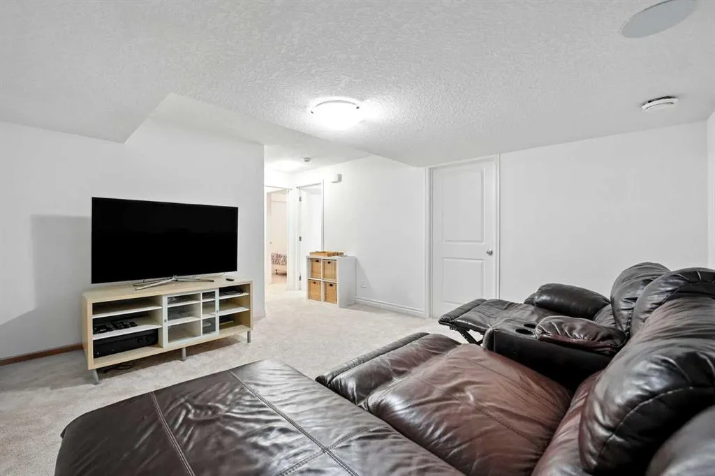 57 Evansglen Mews NW