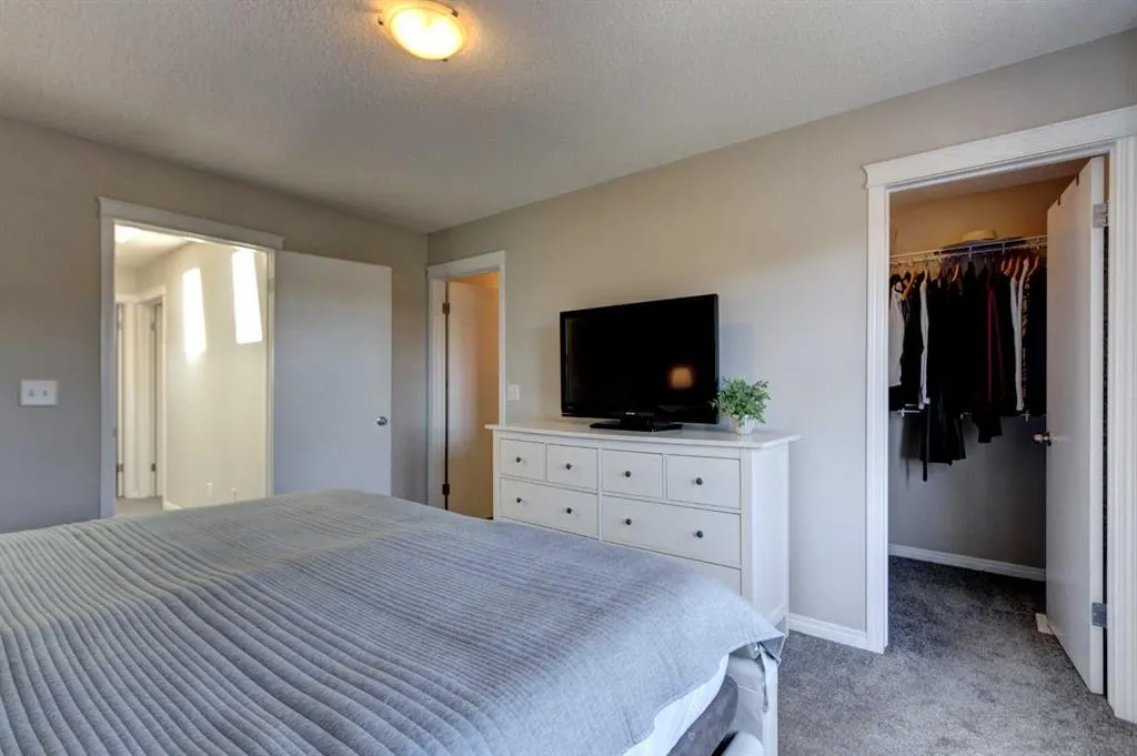 2062 New Brighton Gardens SE