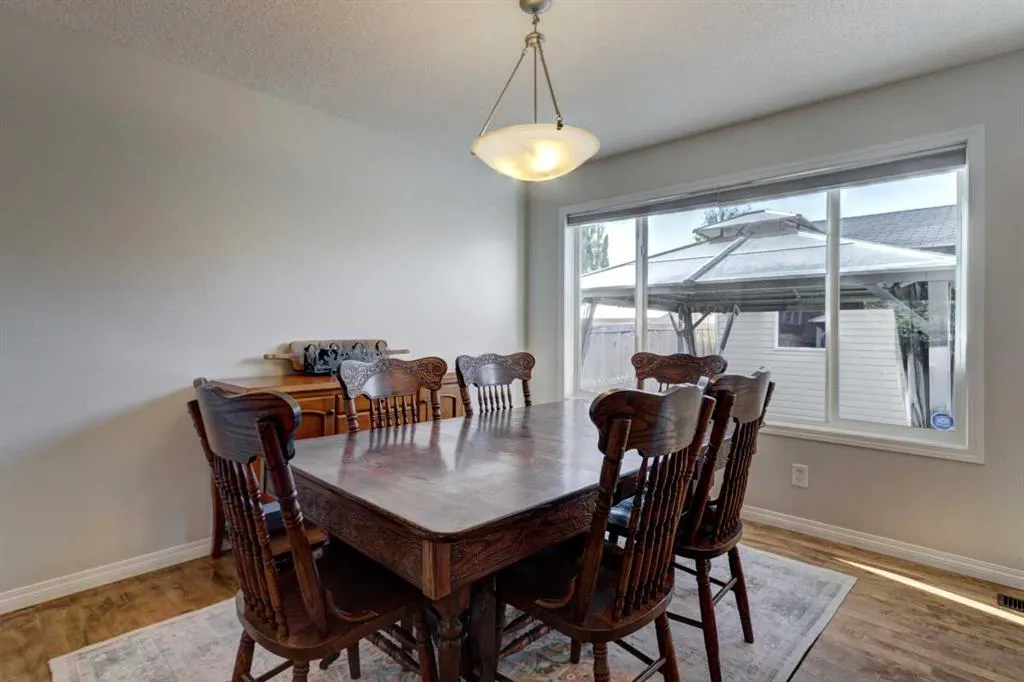 2062 New Brighton Gardens SE