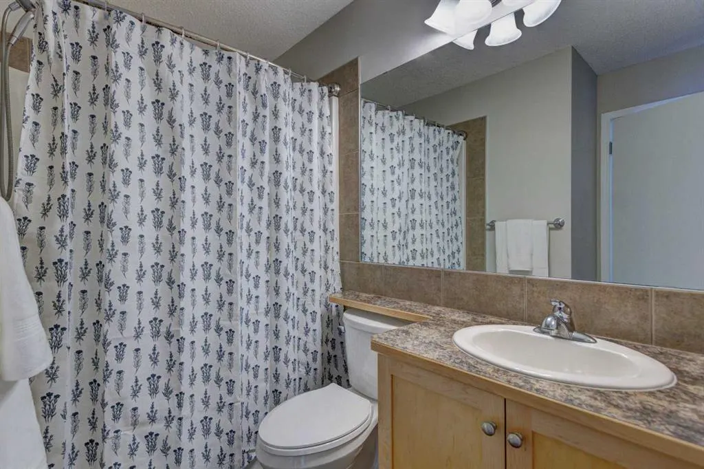 2062 New Brighton Gardens SE