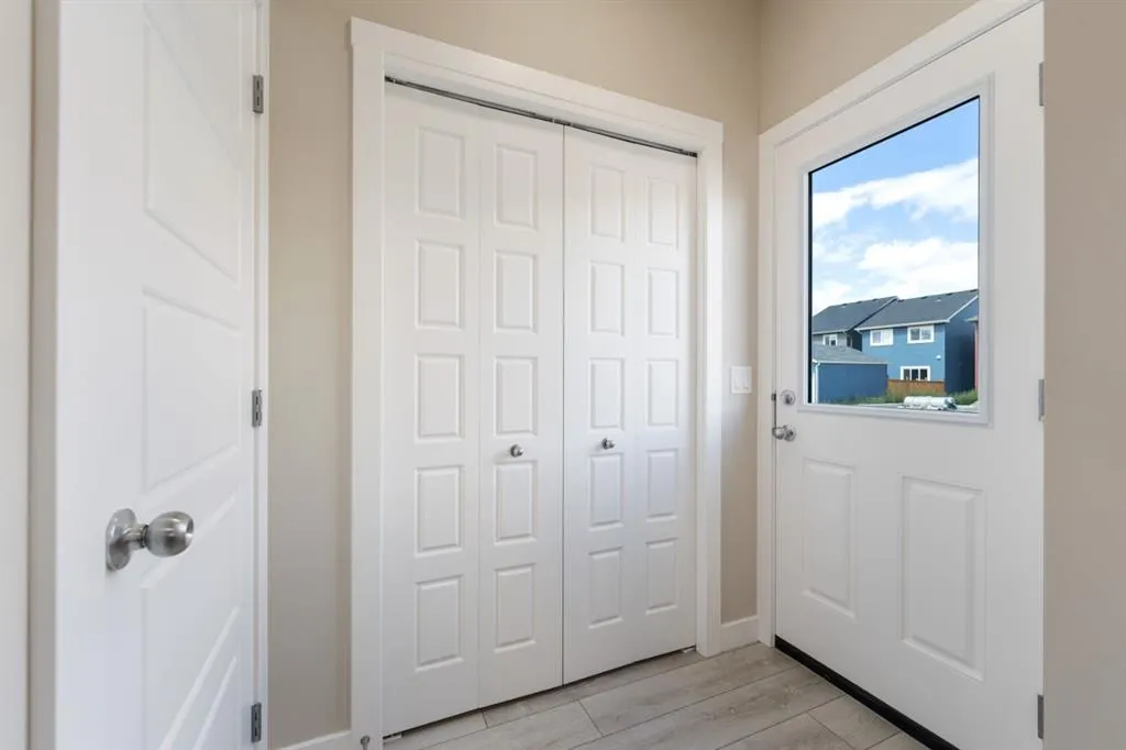 340 Cobblestone Gate SW