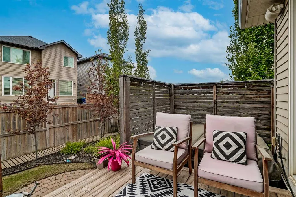 91 Nolanfield Court NW