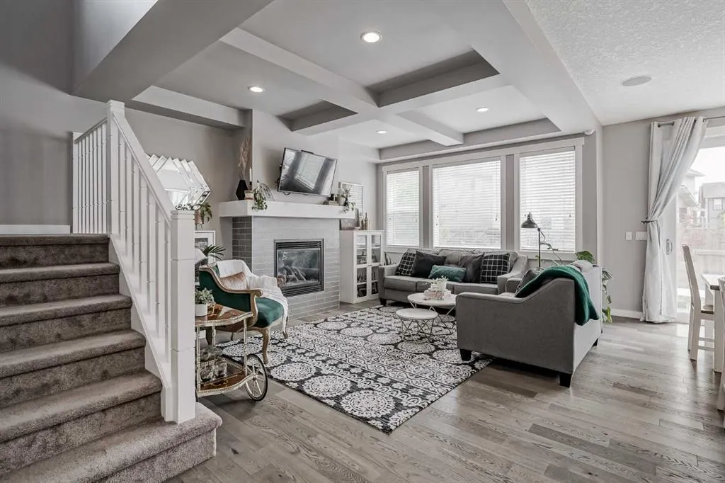 91 Nolanfield Court NW