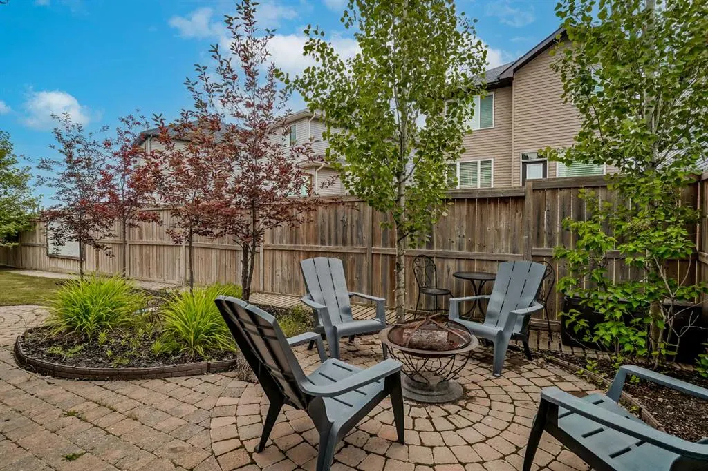 91 Nolanfield Court NW