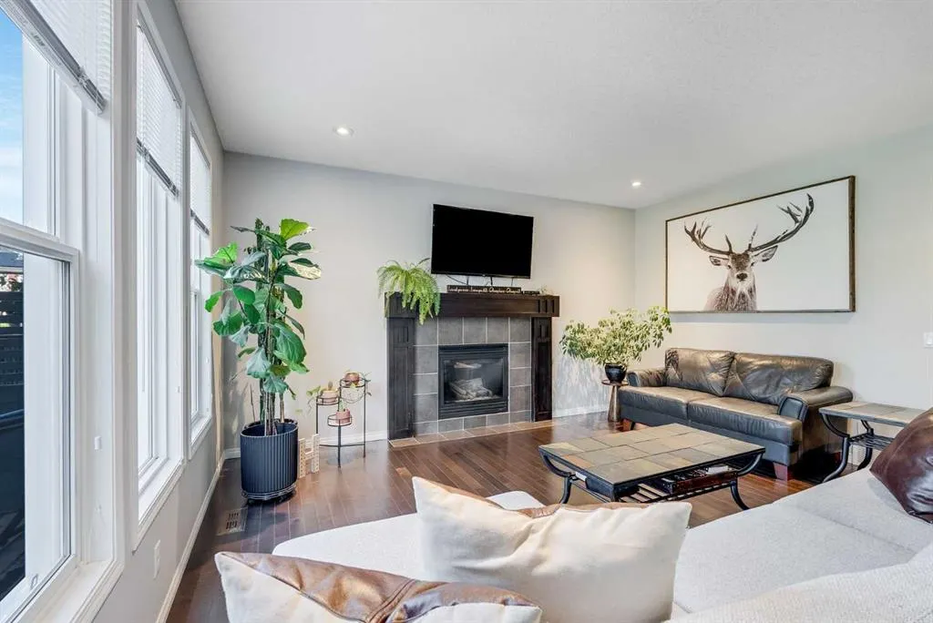 113 Copperpond Bay SE