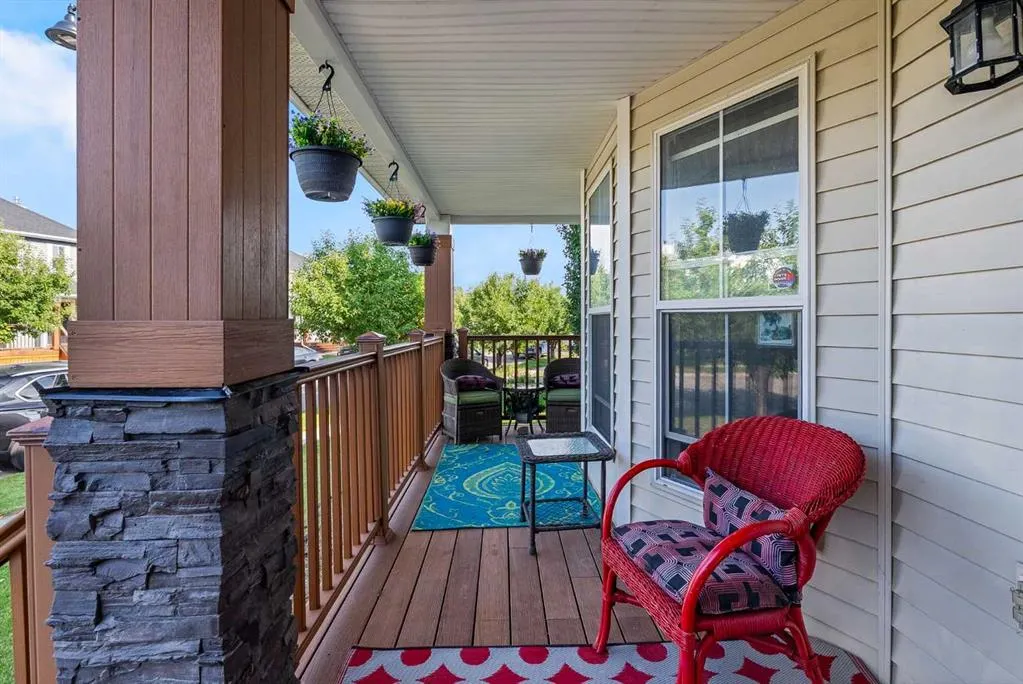 31 Inverness Grove SE