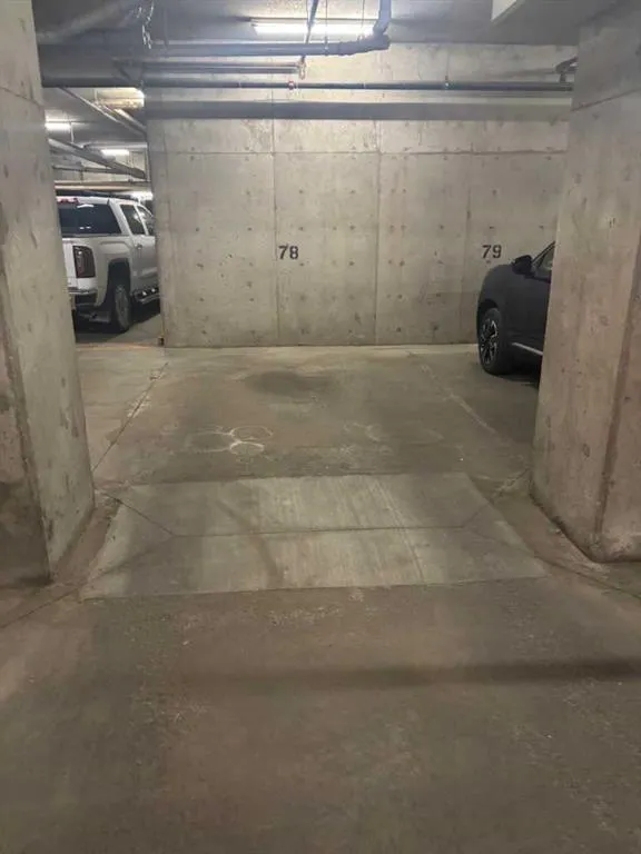 114 15 Avenue SW, #205