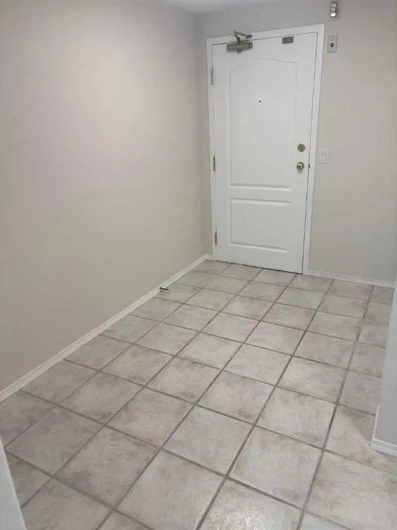 114 15 Avenue SW, #205