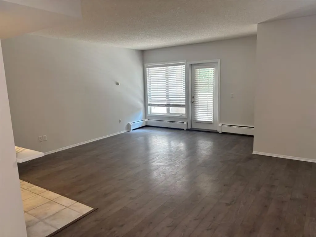 114 15 Avenue SW, #205