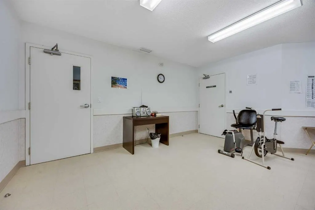 3 Parklane Way, #307