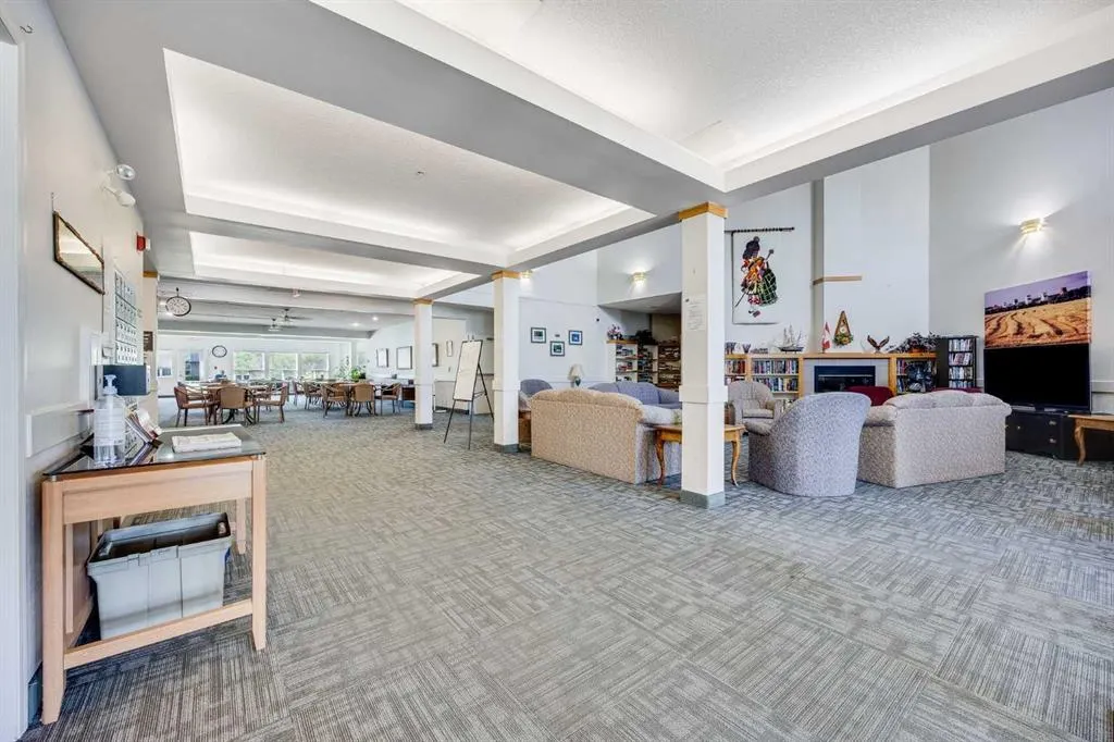 3 Parklane Way, #307