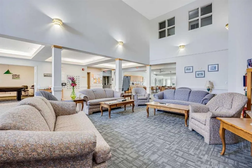 3 Parklane Way, #307