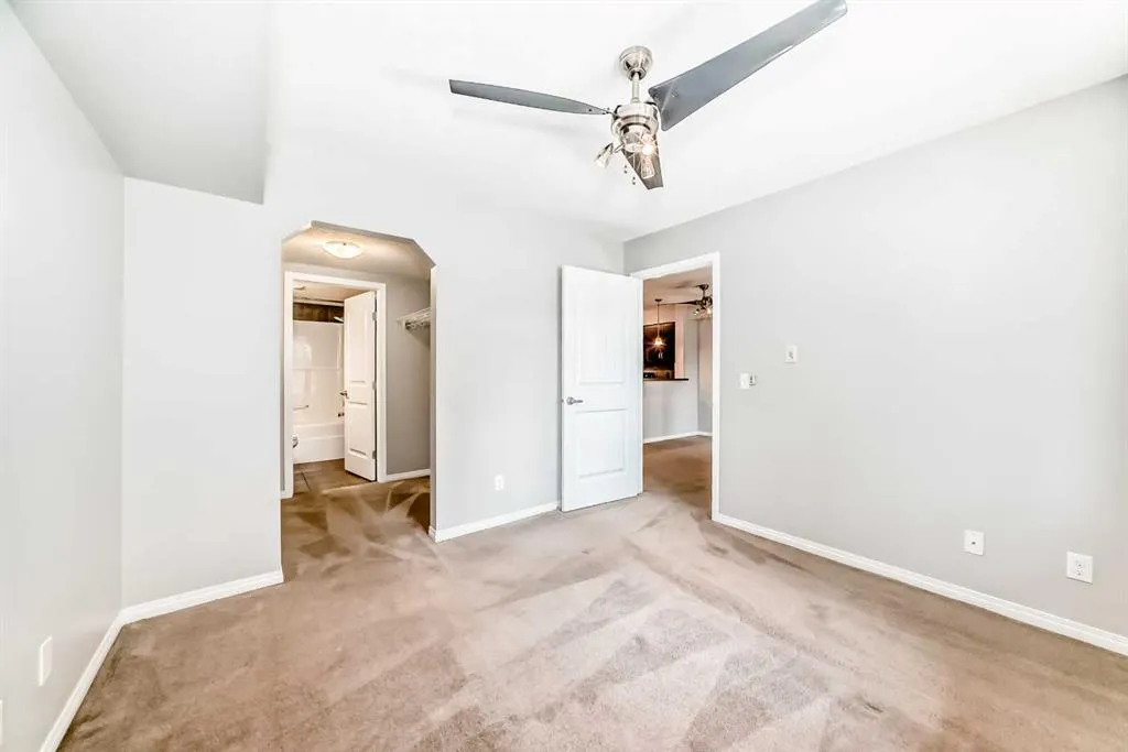 115 Prestwick Villas SE, #2124