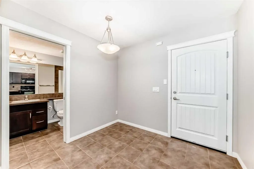 115 Prestwick Villas SE, #2124