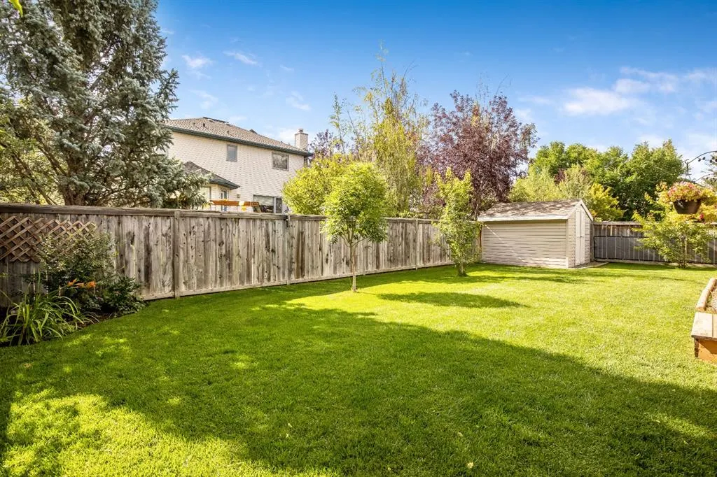 17 Bow Way