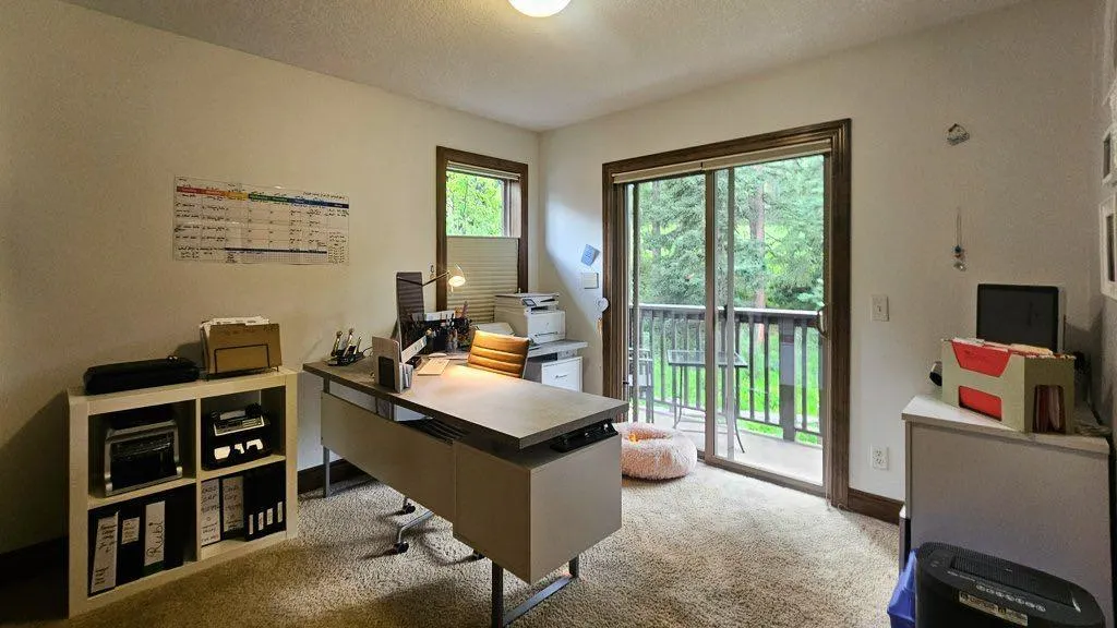109 Armstrong place, #904