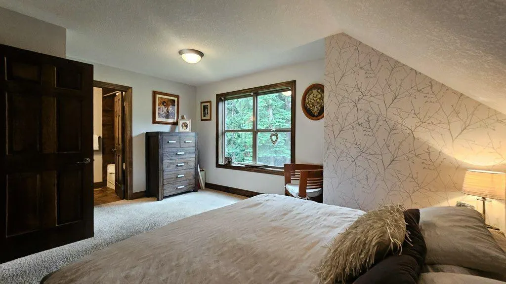 109 Armstrong place, #904