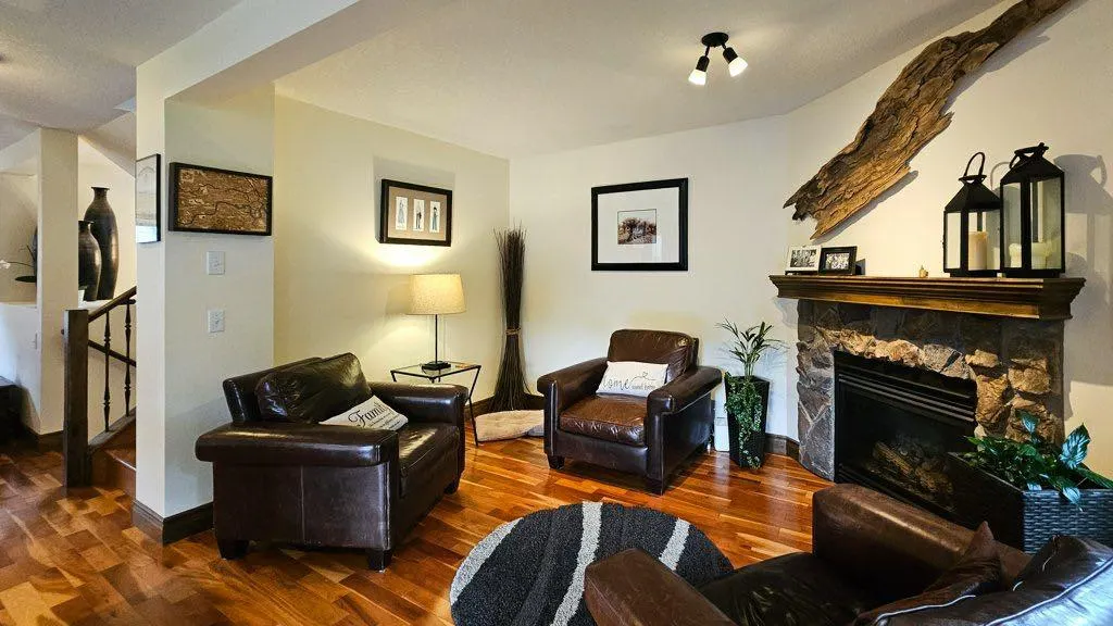 109 Armstrong place, #904