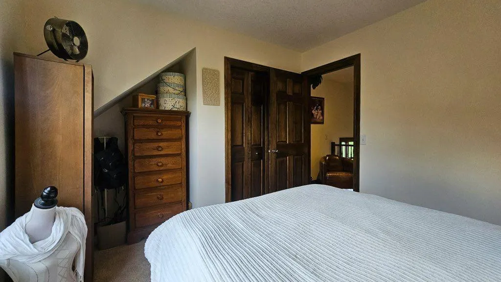 109 Armstrong place, #904