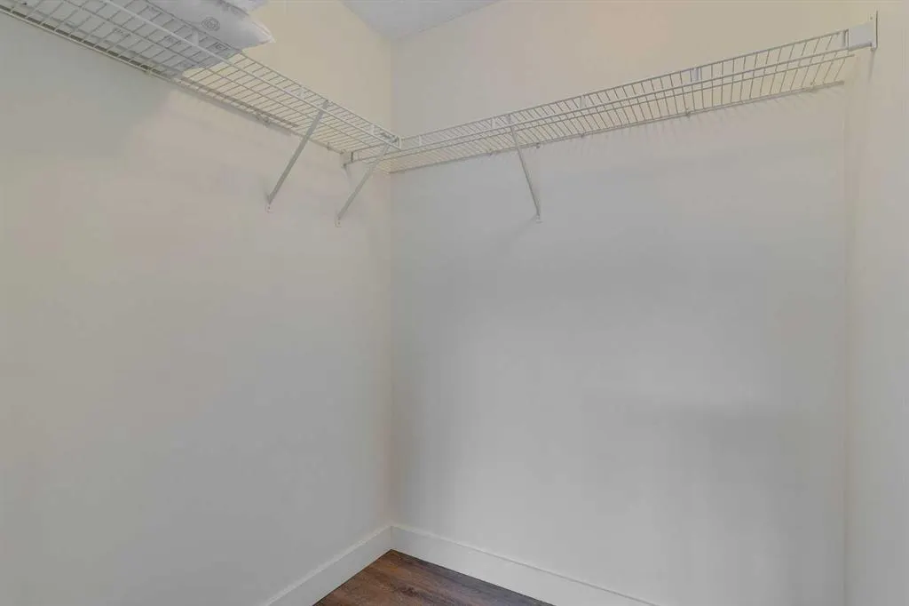 35 Richard Court SW, #113