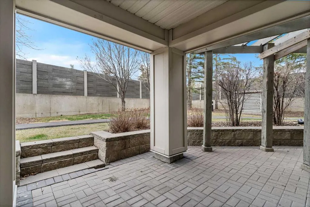 35 Richard Court SW, #113