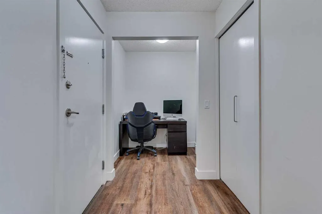 35 Richard Court SW, #113