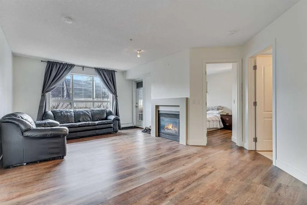 35 Richard Court SW, #113