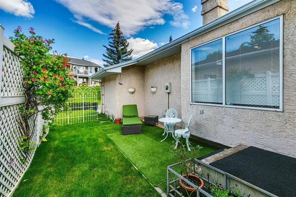 12 Sierra Morena Way SW