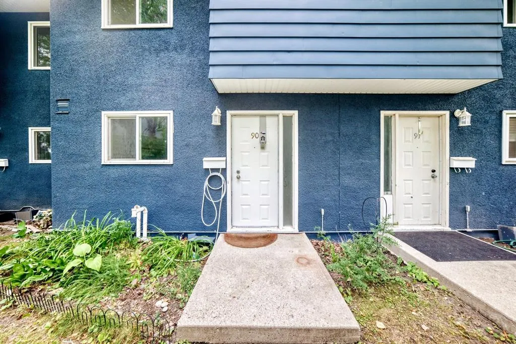 251 90 Avenue SE, #90