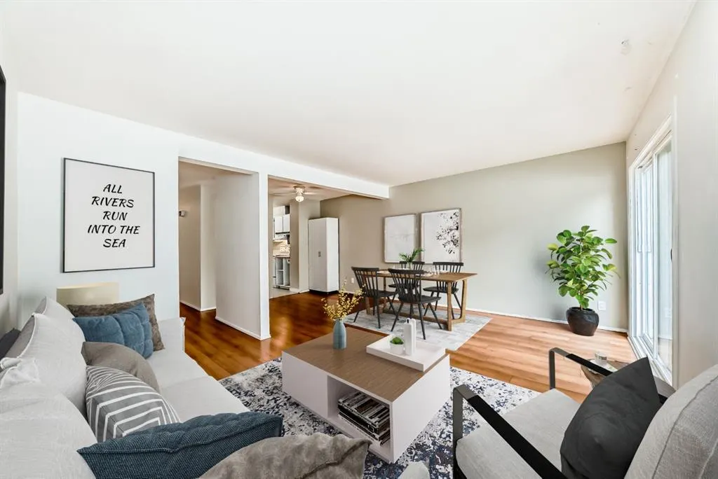 251 90 Avenue SE, #90