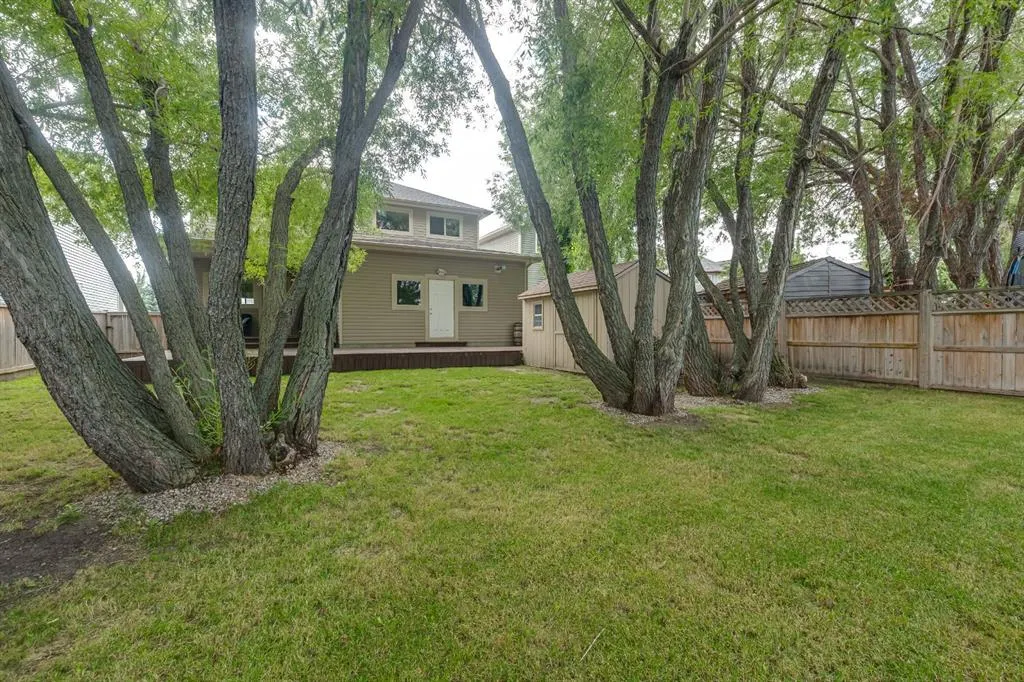 812 Stonehaven Drive