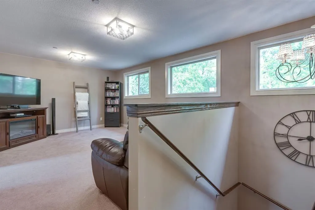 812 Stonehaven Drive
