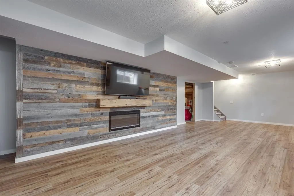 812 Stonehaven Drive